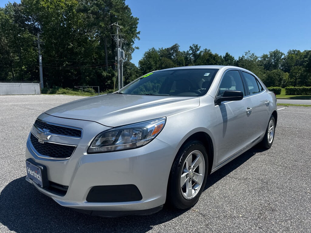 Used 2013 Chevrolet Malibu LS Sedan