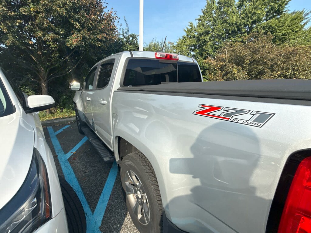 Used 2017 Chevrolet Colorado 4WD Z71 Crew Cab 128.3 Truck Crew Cab