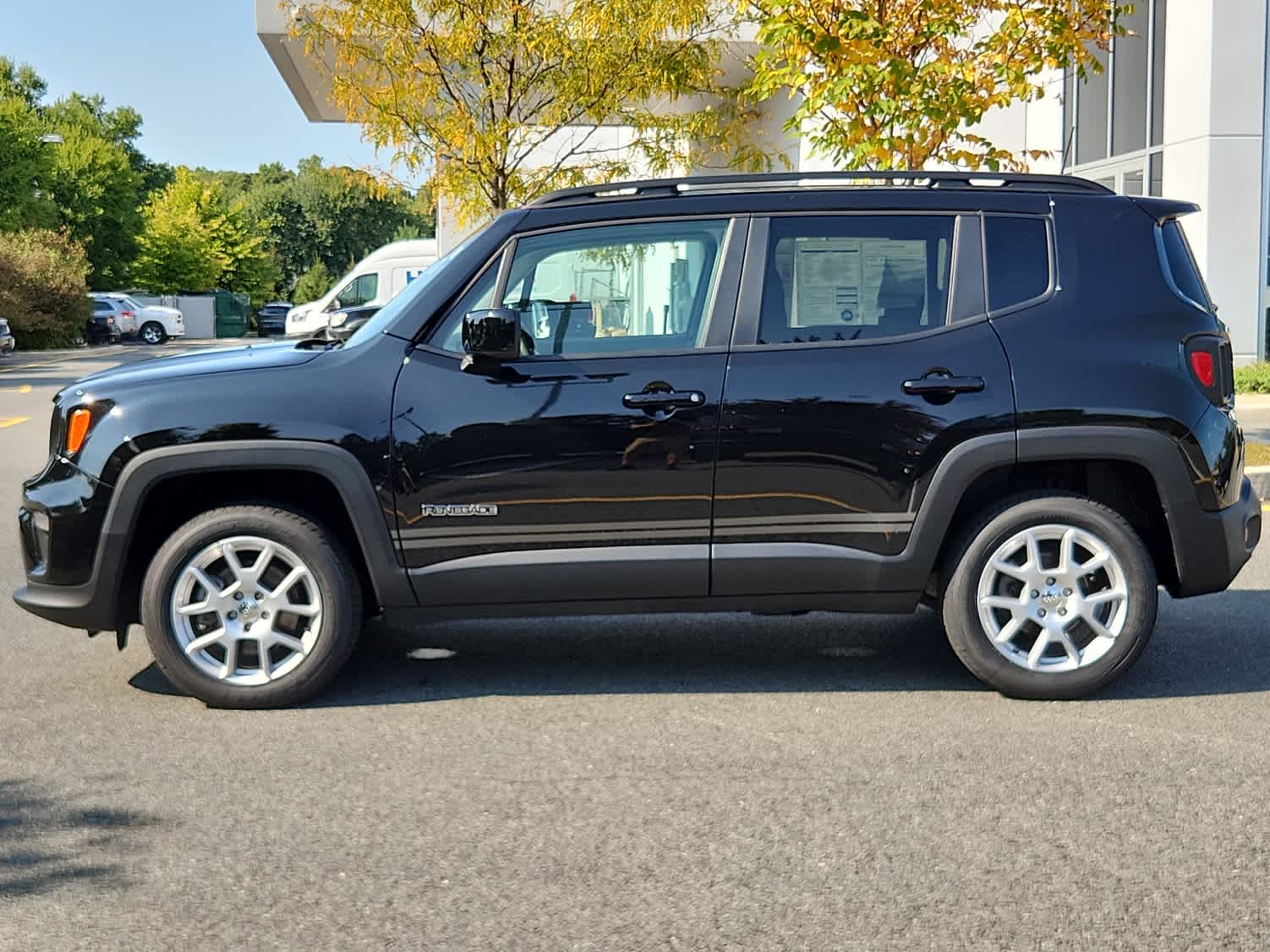 Used 2021 Jeep Renegade Latitude with VIN ZACNJDBB6MPM33800 for sale in Elkton, MD