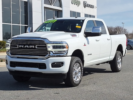2024 Ram 2500 Laramie 4x4 Crew Cab 64 Box Truck Crew Cab