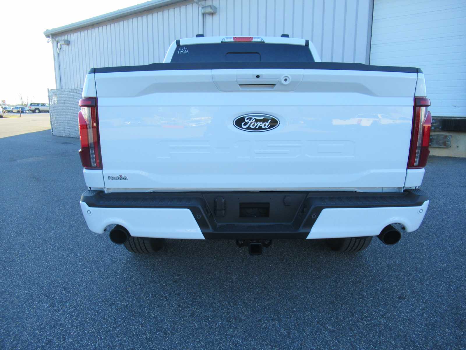 2025 Ford F-150 Lariat - Photo 6