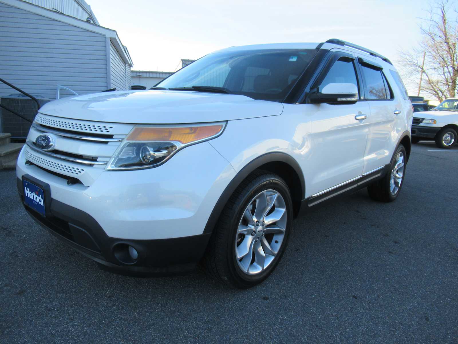 2014 Ford Explorer Limited's photo