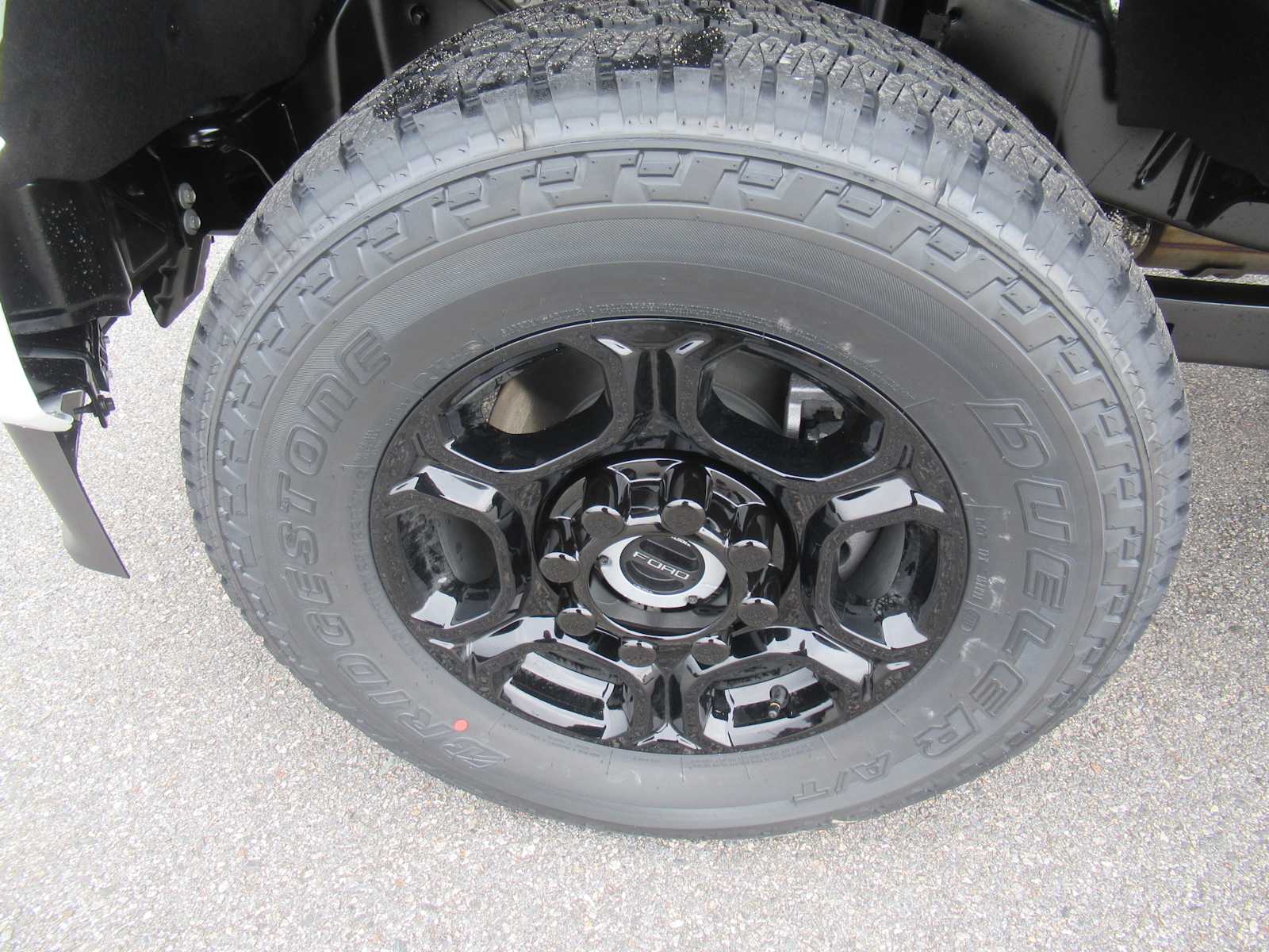 2026 Ford F-350 Super Duty XL - Photo 9