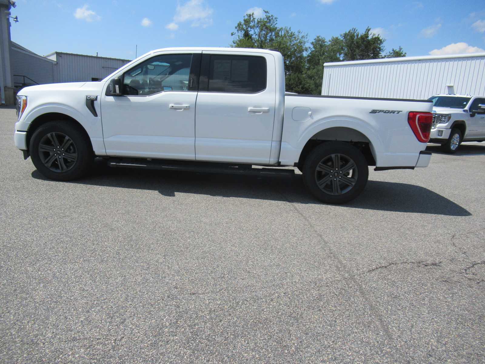 2023 Ford F-150 XLT - Photo 8