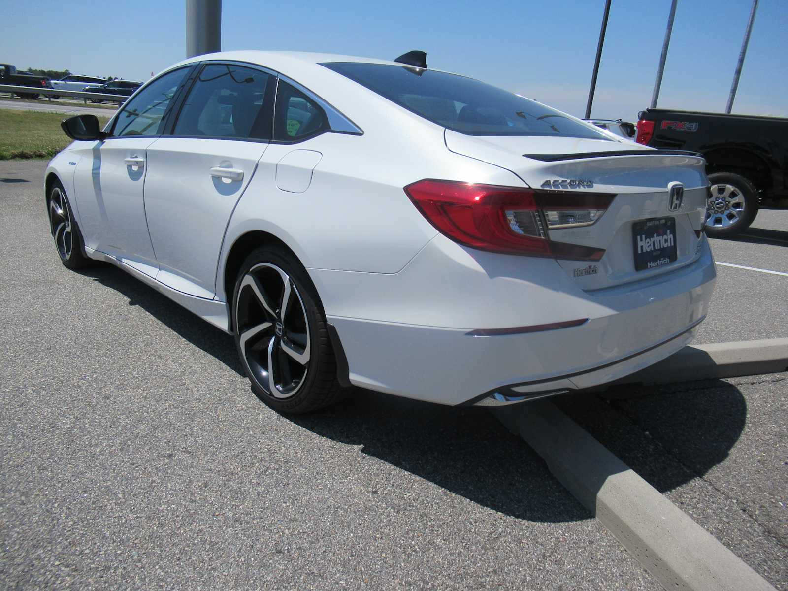 2022 Honda Accord Hybrid Sport - Photo 7