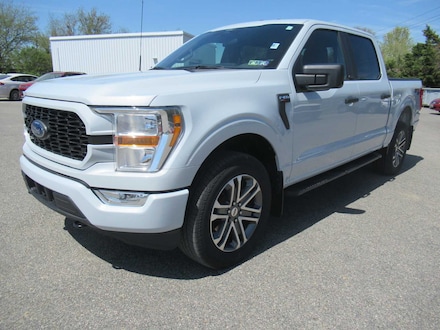 2022 Ford F-150 XL 4WD Supercrew 5.5 Box Truck SuperCrew Cab