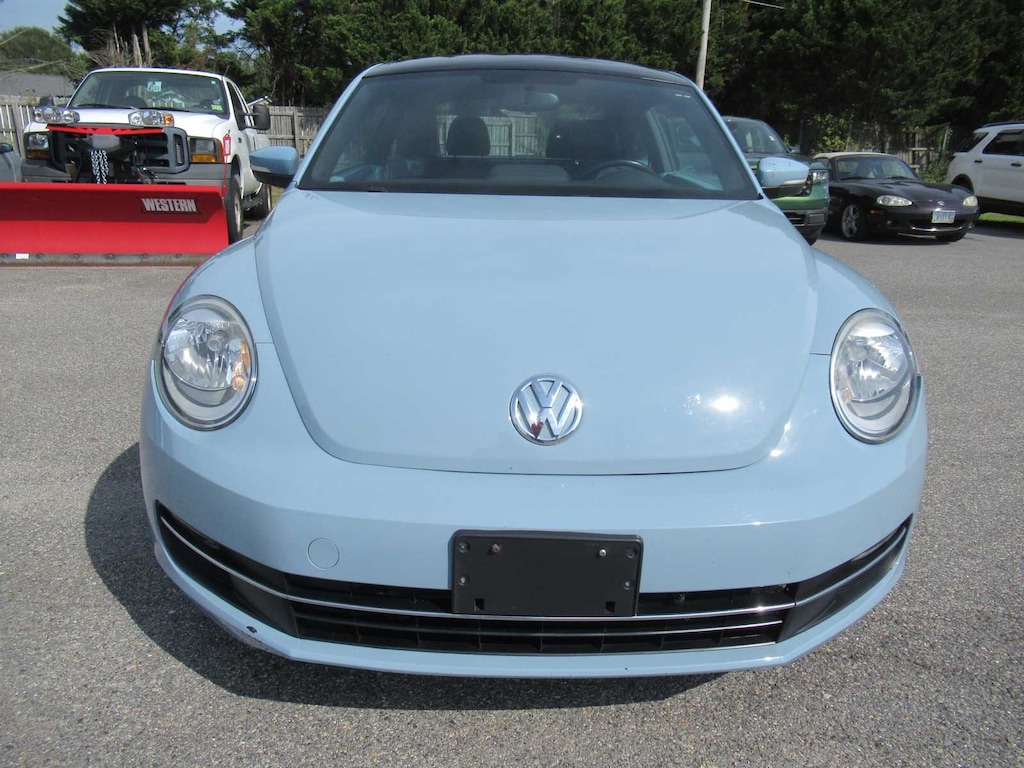 Used 2013 Volkswagen Beetle 2.0L TDI w/Sun/Sound/Nav Hatchback