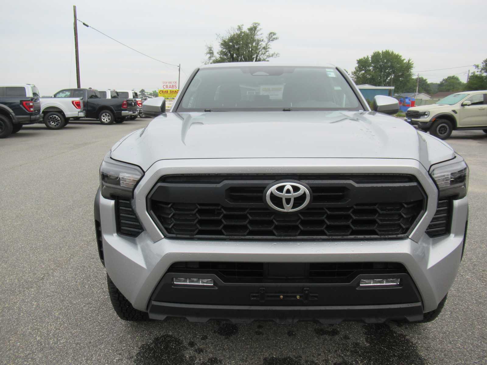 2024 Toyota Tacoma TRD Double Cab photo 2
