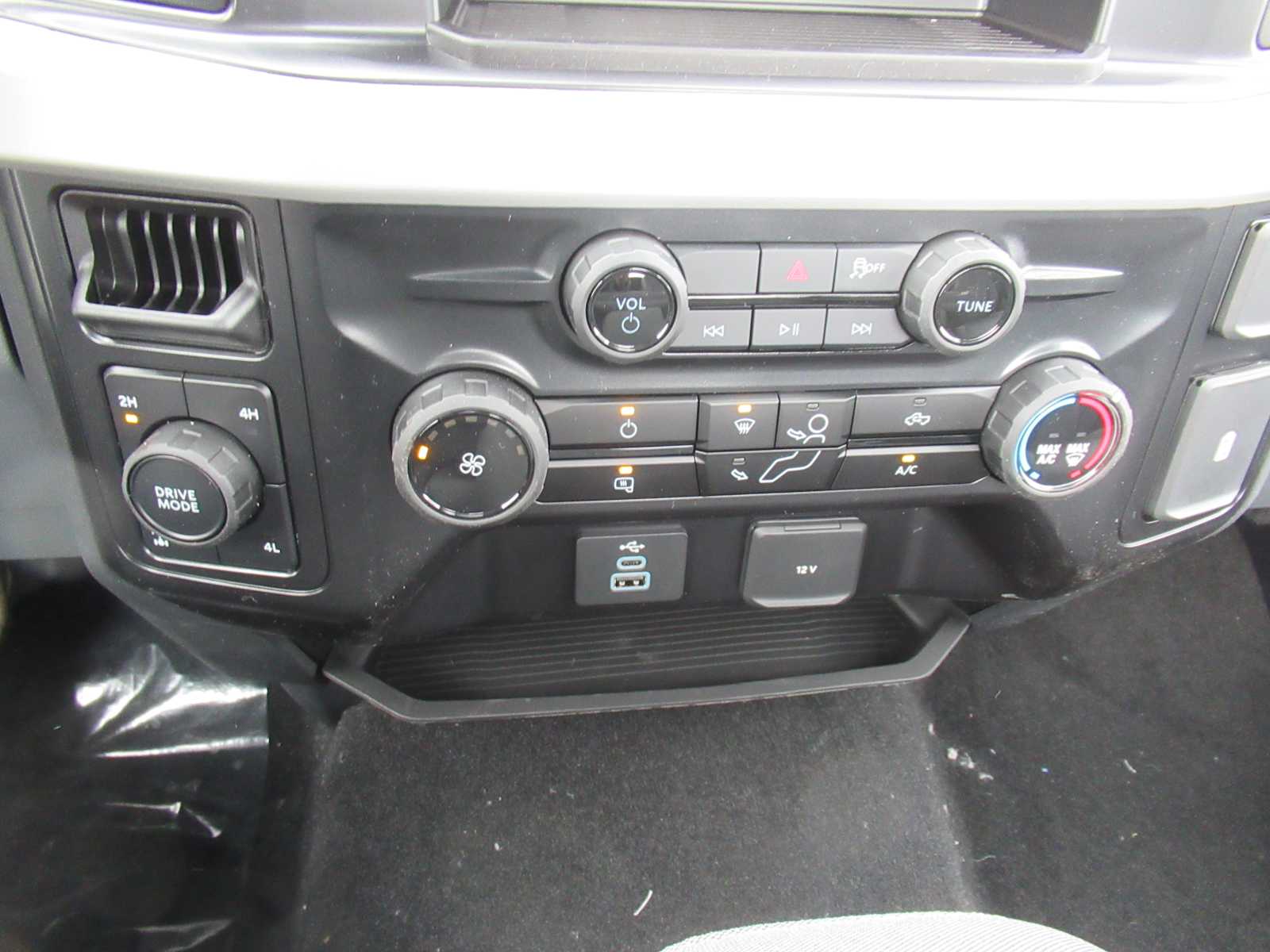 2026 Ford F-350 Super Duty XL - Photo 20
