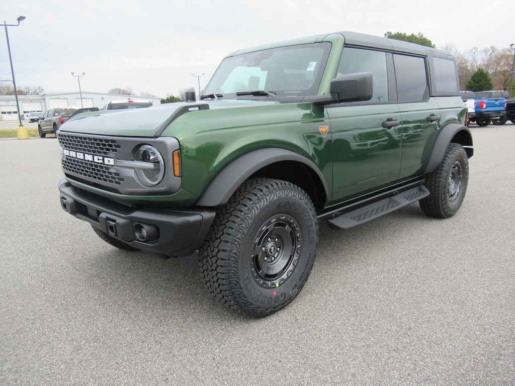New 2025 Ford Bronco Badlands SUV