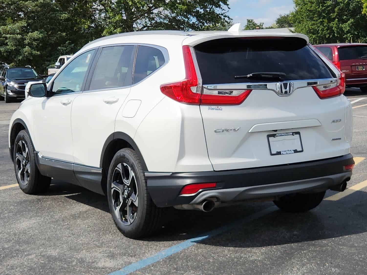 2019 Honda CR-V Touring photo 4