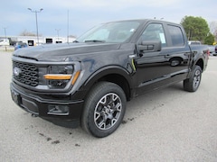 2025 Ford F-150 STX 4WD Supercrew 5.5 Box Truck SuperCrew Cab
