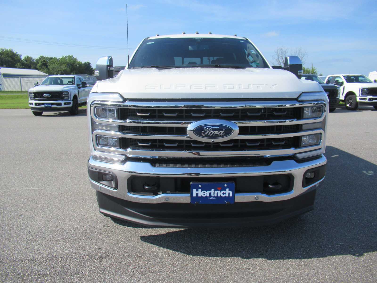 2025 Ford F-250 King Ranch photo 2