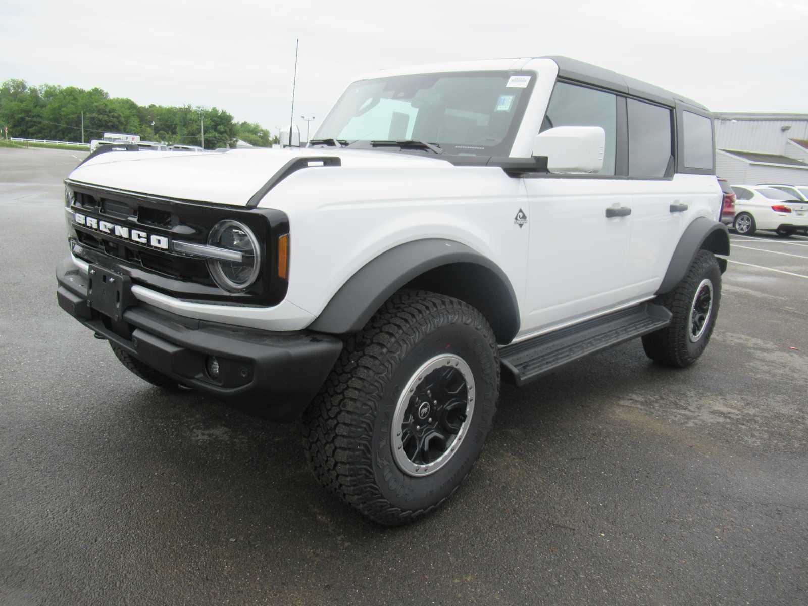 2026 Ford Bronco Outer Banks 4x4's photo