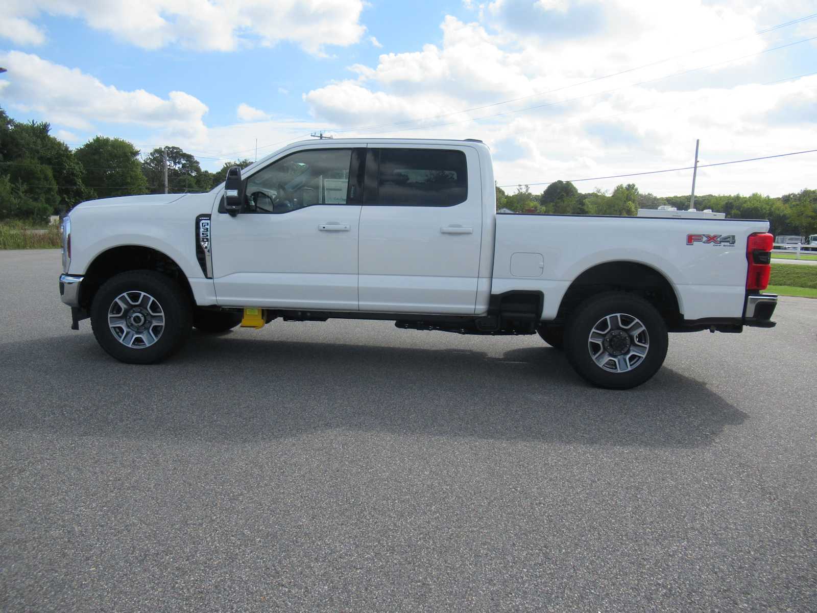 2026 Ford F-350 Super Duty Lariat - Photo 8