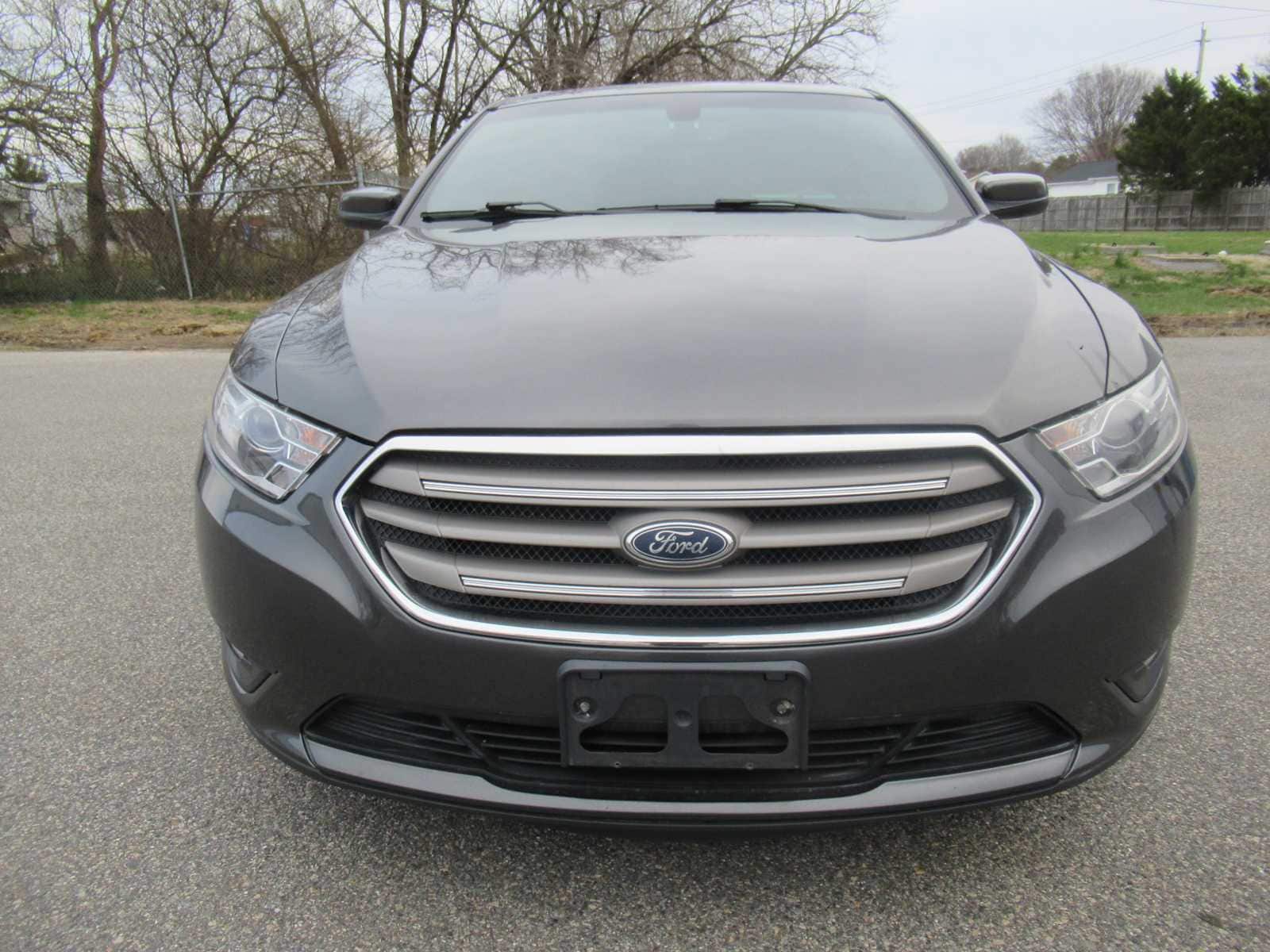Used 2018 Ford Taurus SEL with VIN 1FAHP2E80JG111140 for sale in Easton, MD