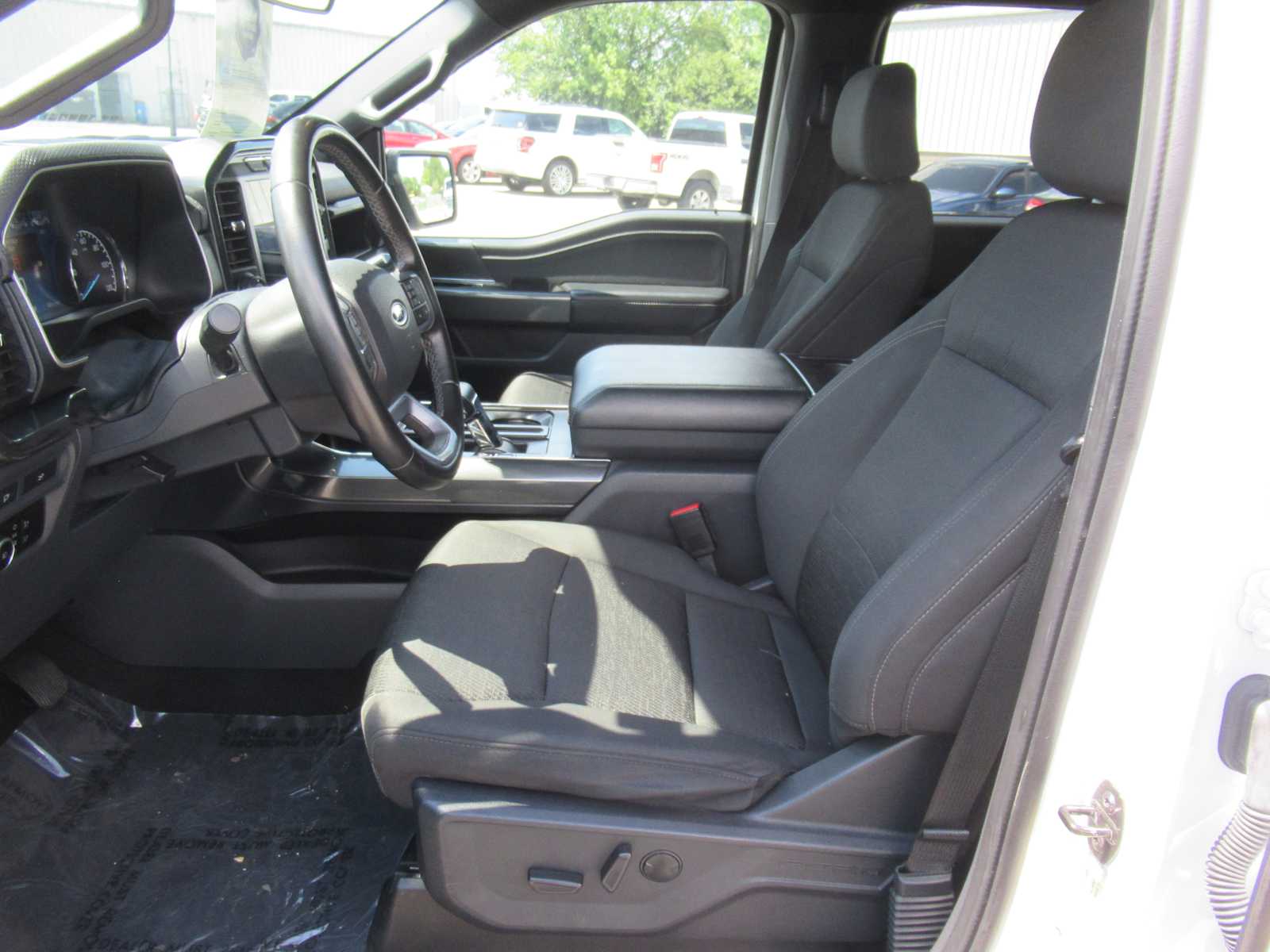 2023 Ford F-150 XLT - Photo 23