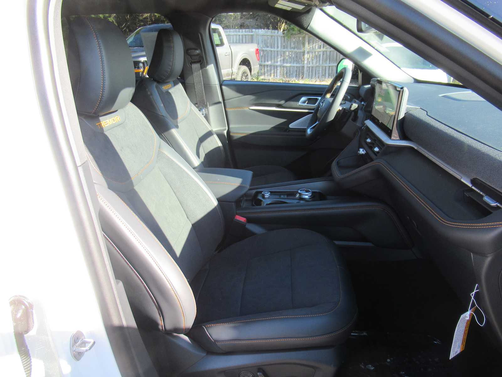 2026 Ford Explorer Tremor - Photo 21