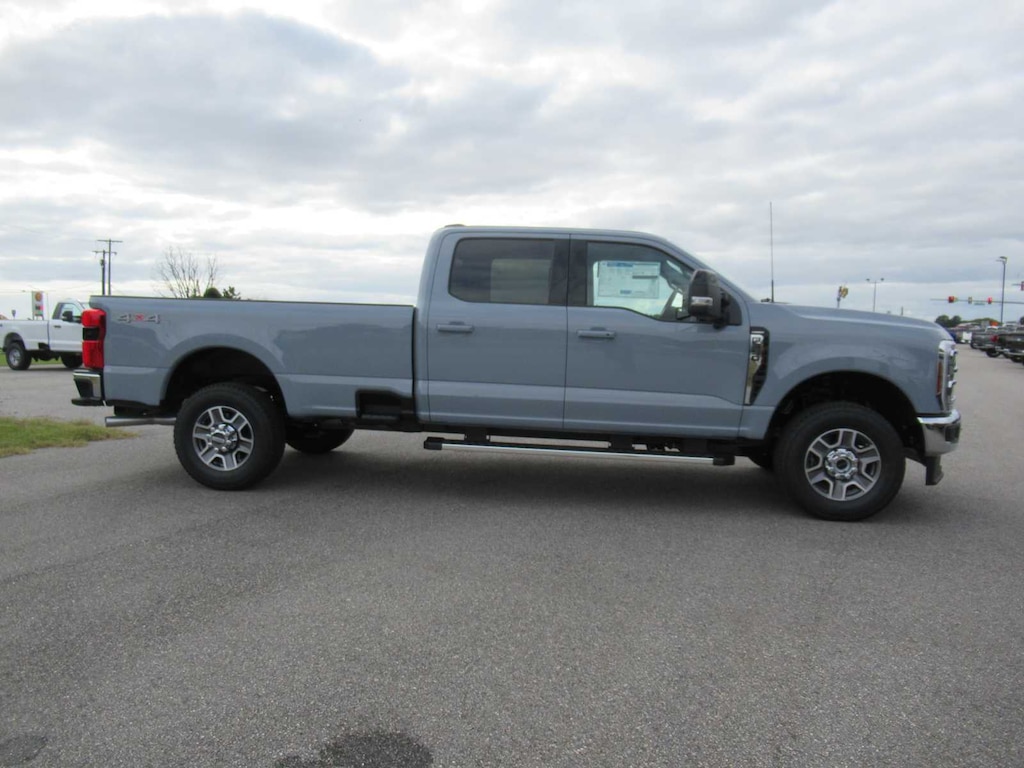 New 2026 Ford Super Duty F-350 SRW  Truck Crew Cab