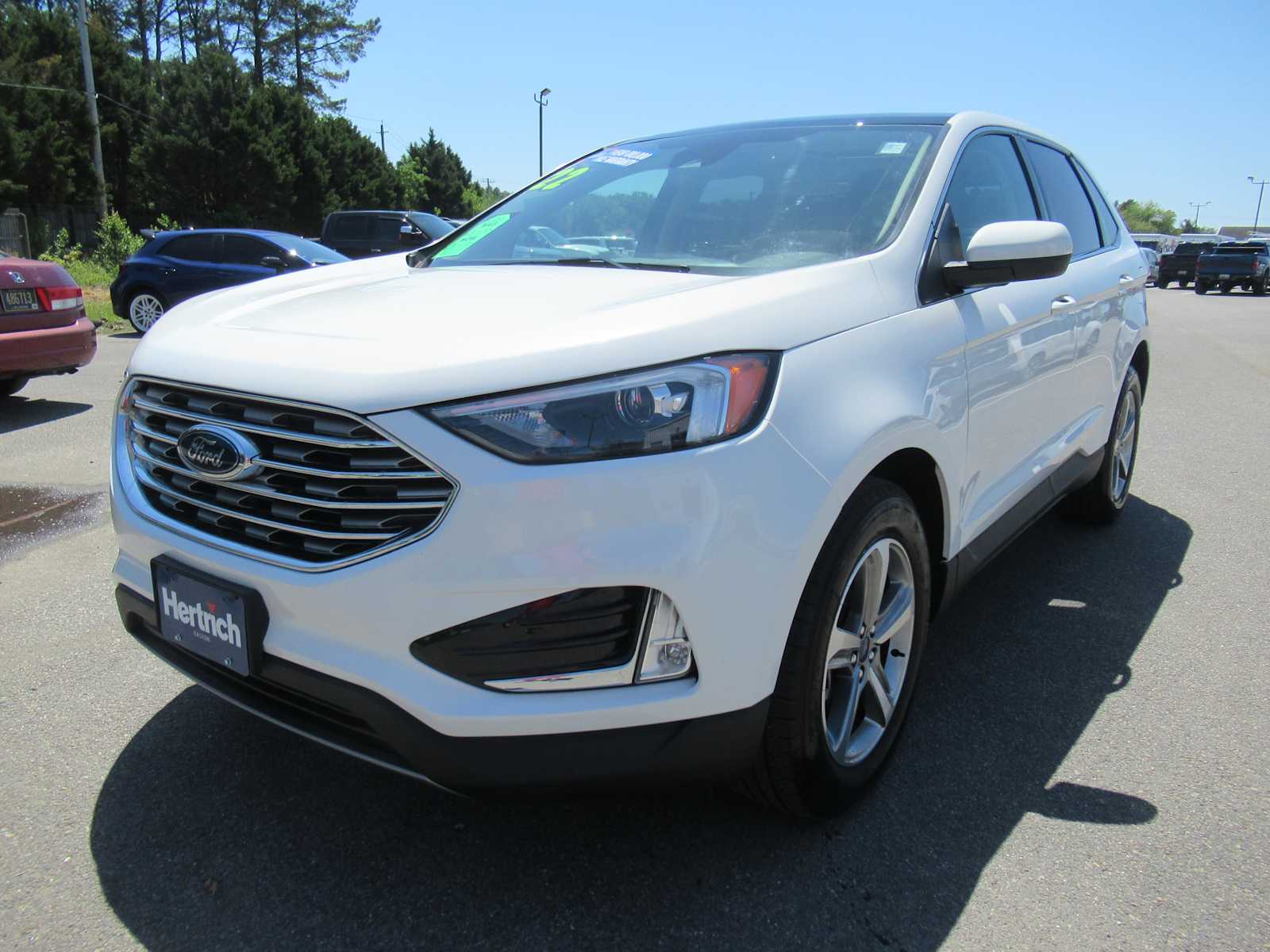 2022 Ford Edge SEL AWD's photo