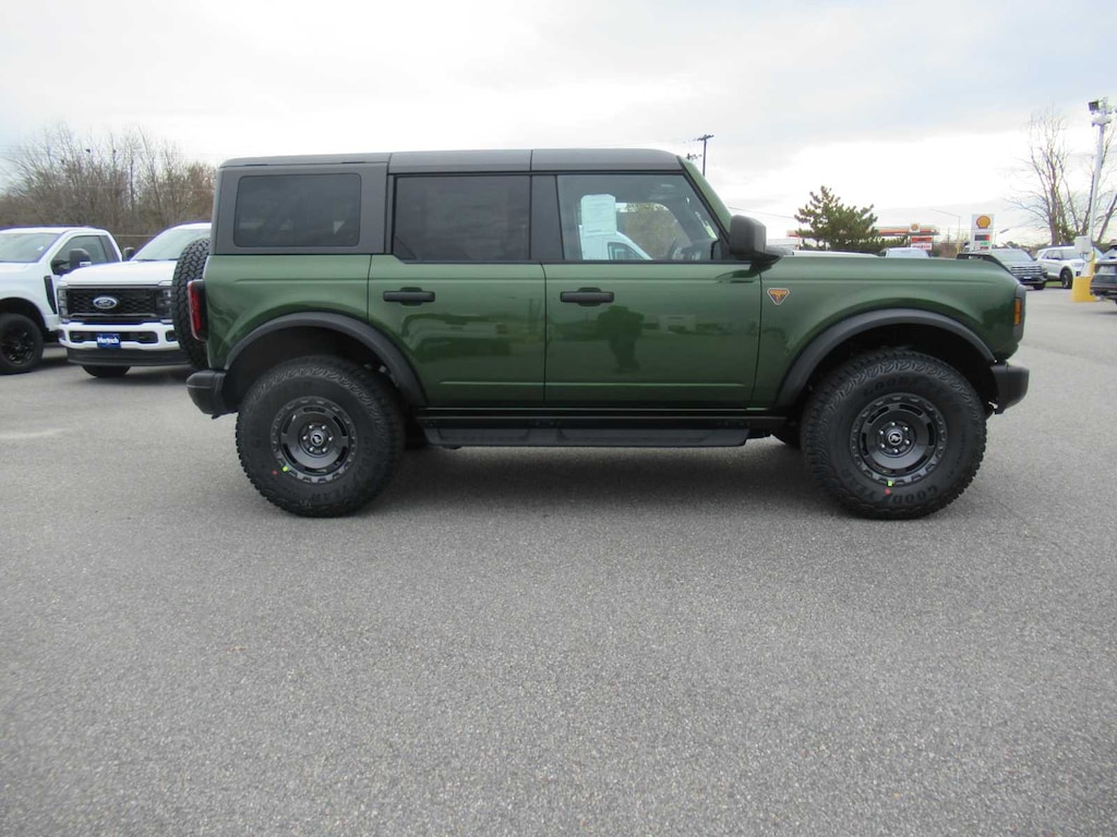 New 2025 Ford Bronco Badlands SUV