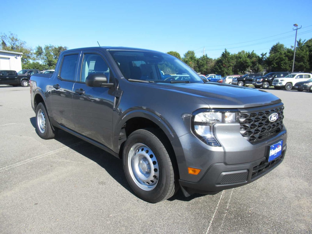 New 2025 Ford Maverick XL AWD Supercrew Truck SuperCrew