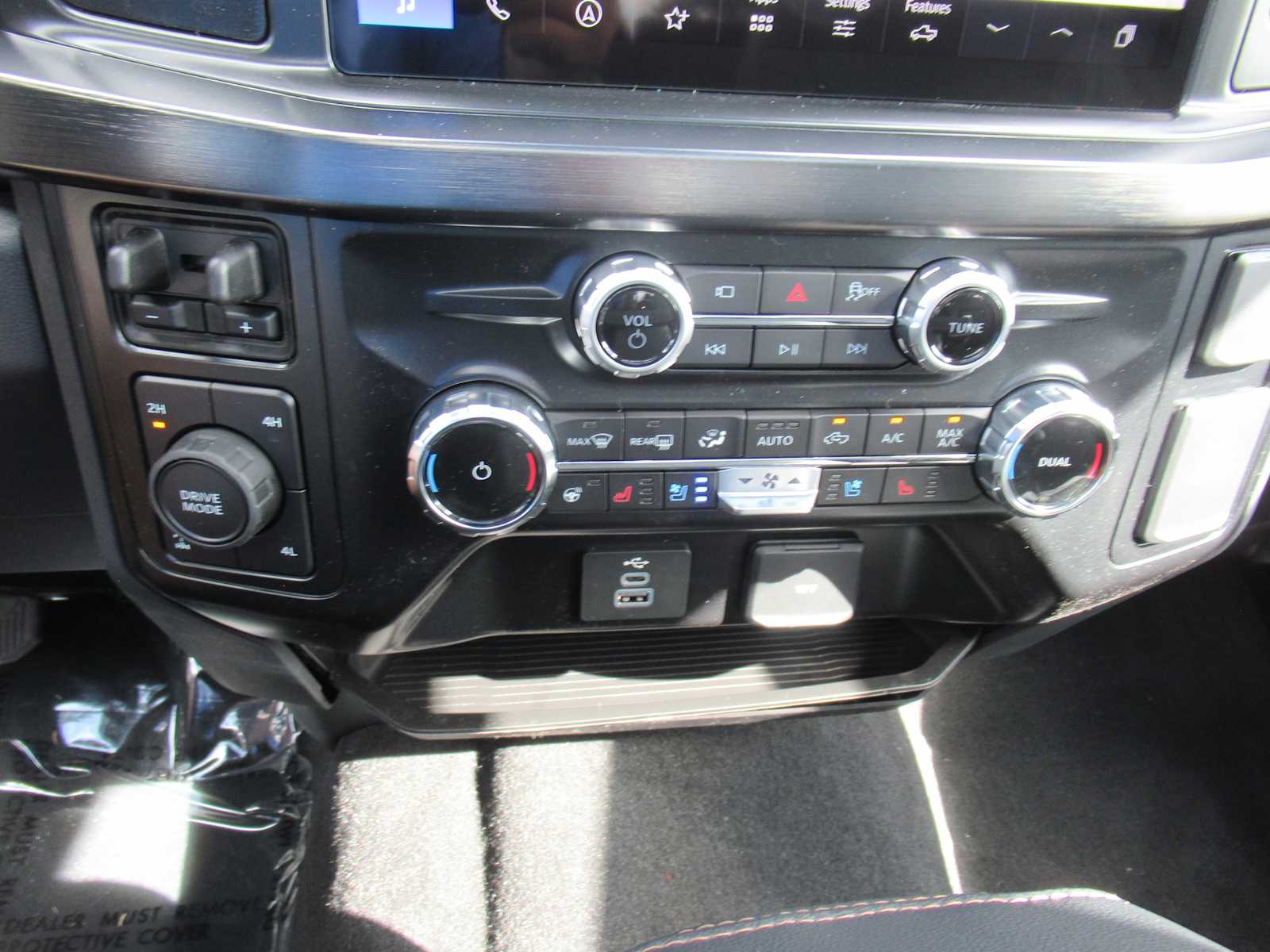 2026 Ford F-350 Super Duty Lariat - Photo 23