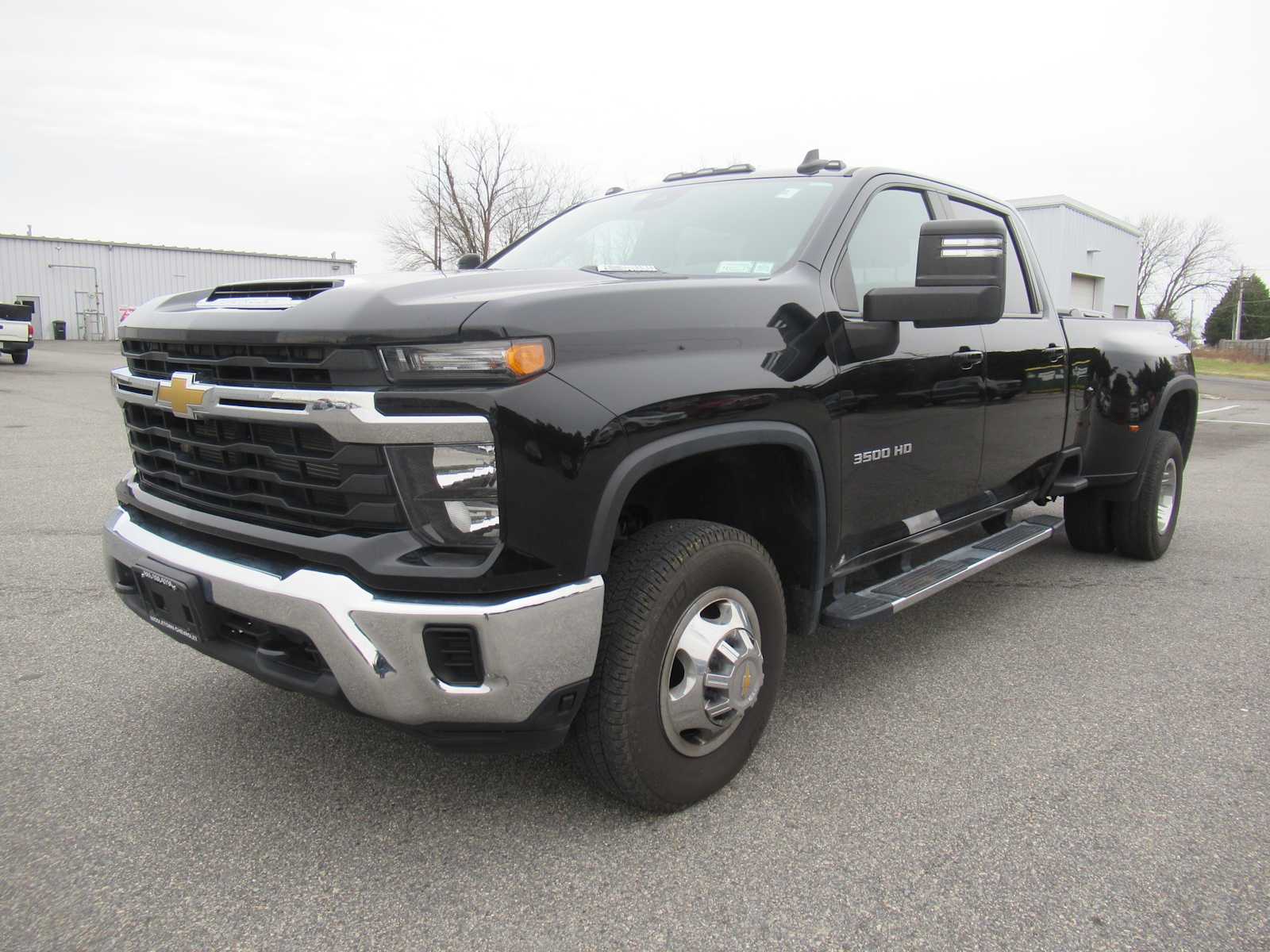 2024 Chevrolet Silverado 3500HD LT's photo