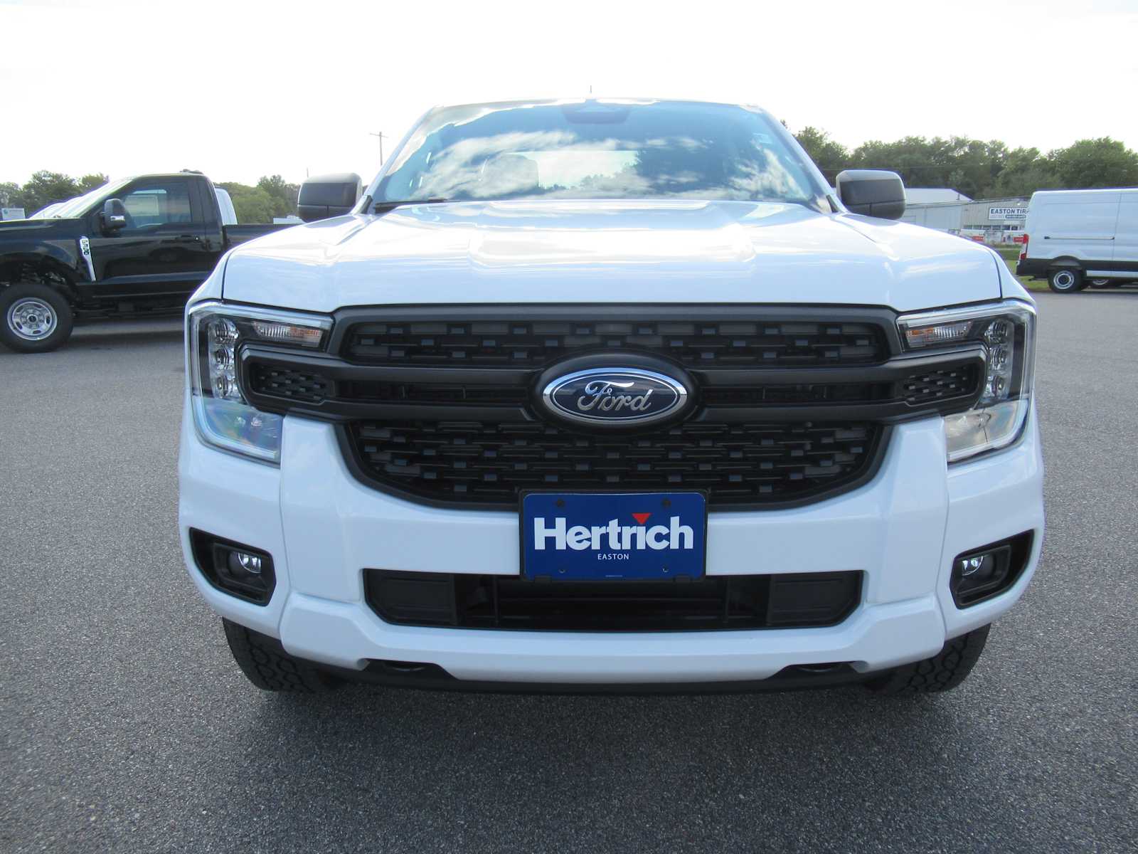 2025 Ford Ranger XL photo 2