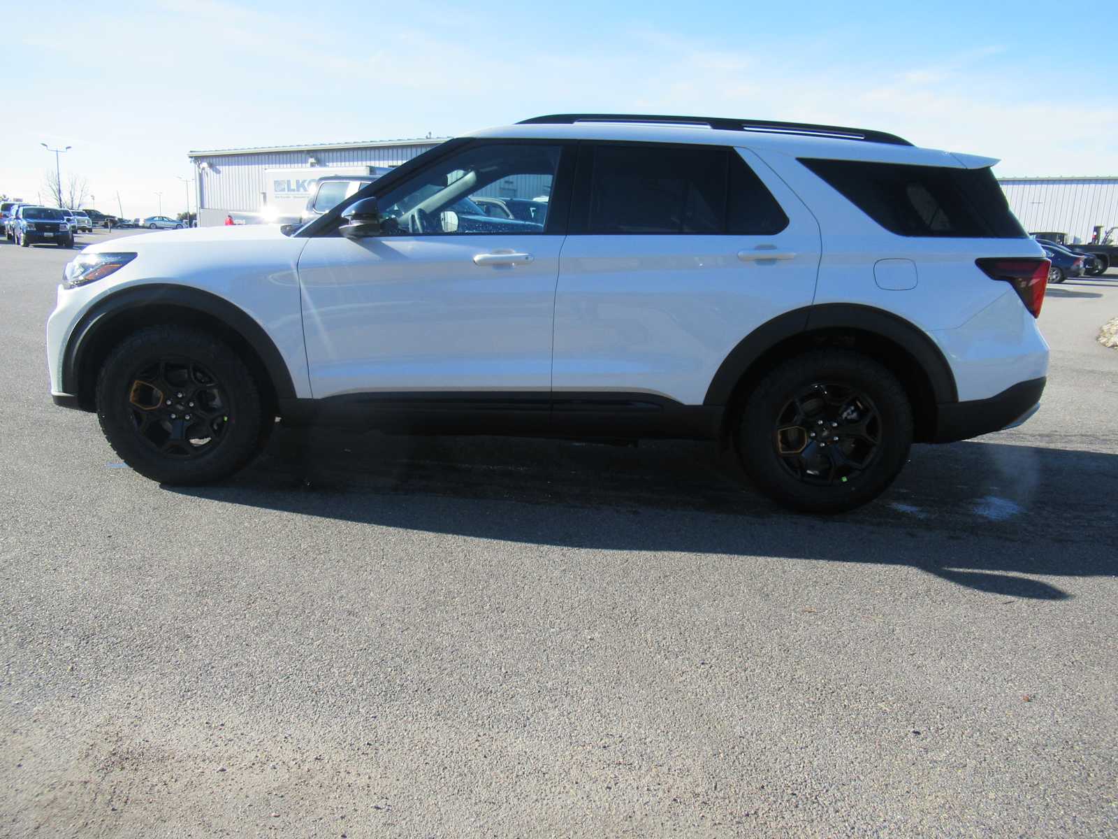 2026 Ford Explorer Tremor - Photo 8