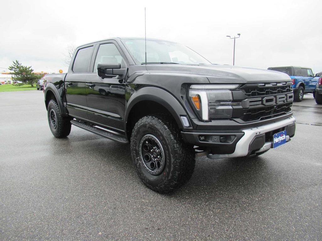 New 2025 Ford F-150 Raptor 4WD Supercrew 5.5 Box Truck SuperCrew Cab