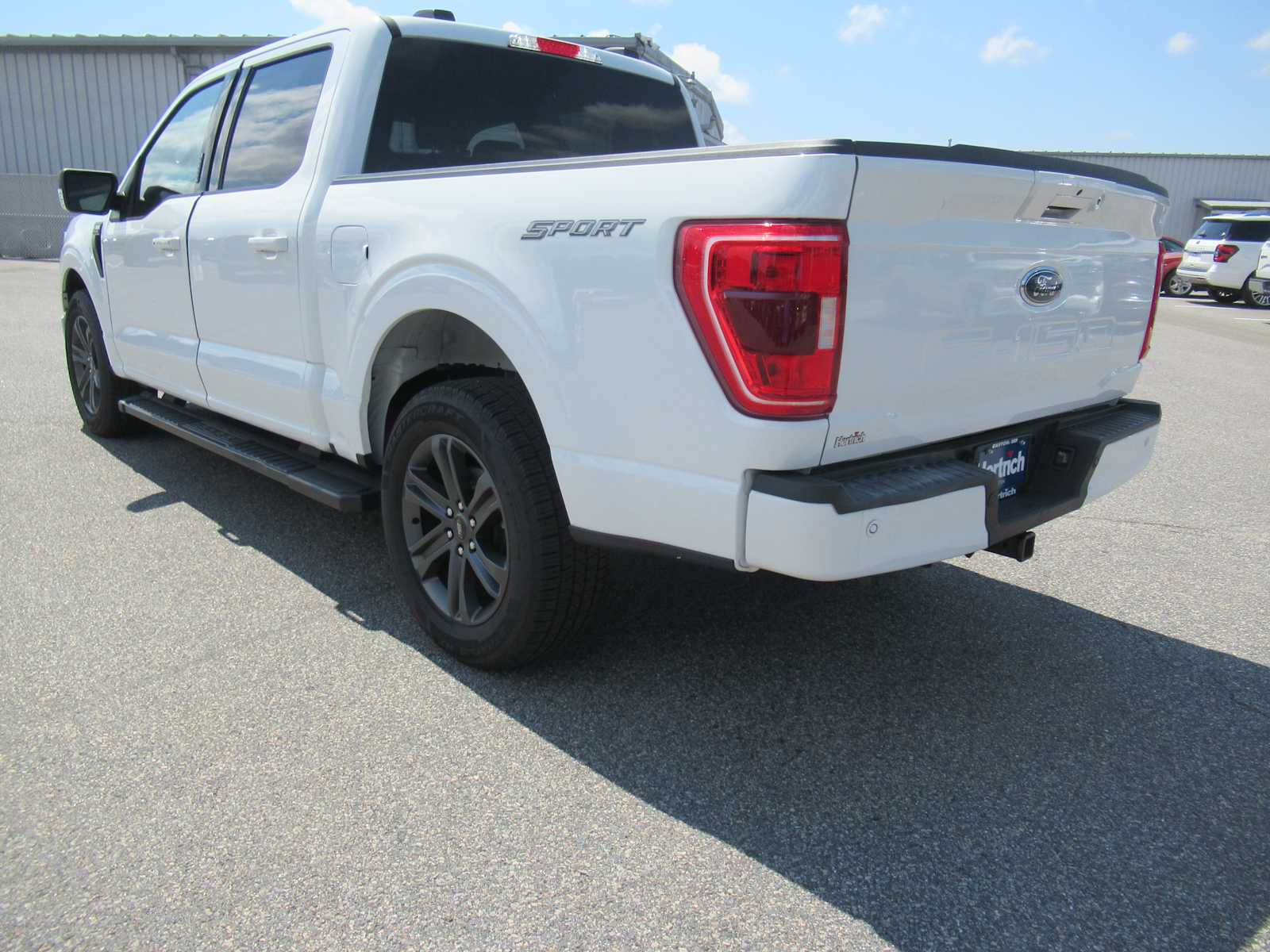 2023 Ford F-150 XLT - Photo 7