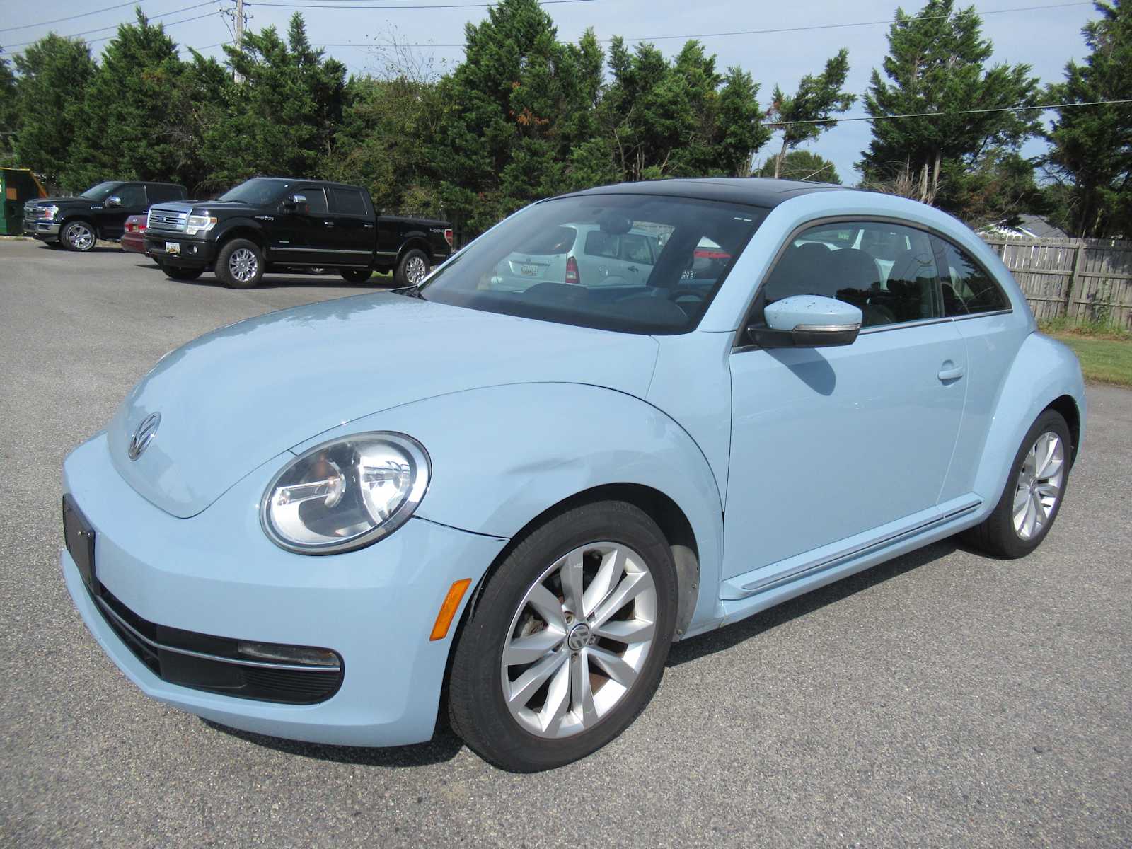 2013 Volkswagen Beetle 2.0's photo