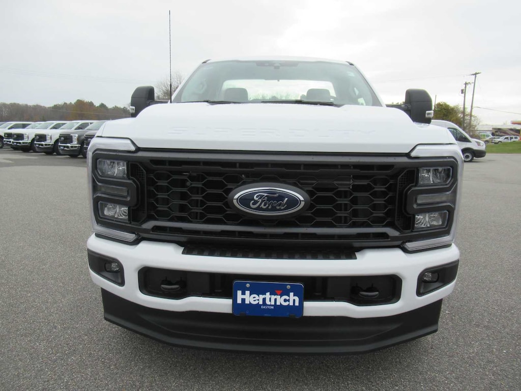 New 2026 Ford Super Duty F-350 SRW XL 4WD Reg Cab 8 Box Truck Regular Cab