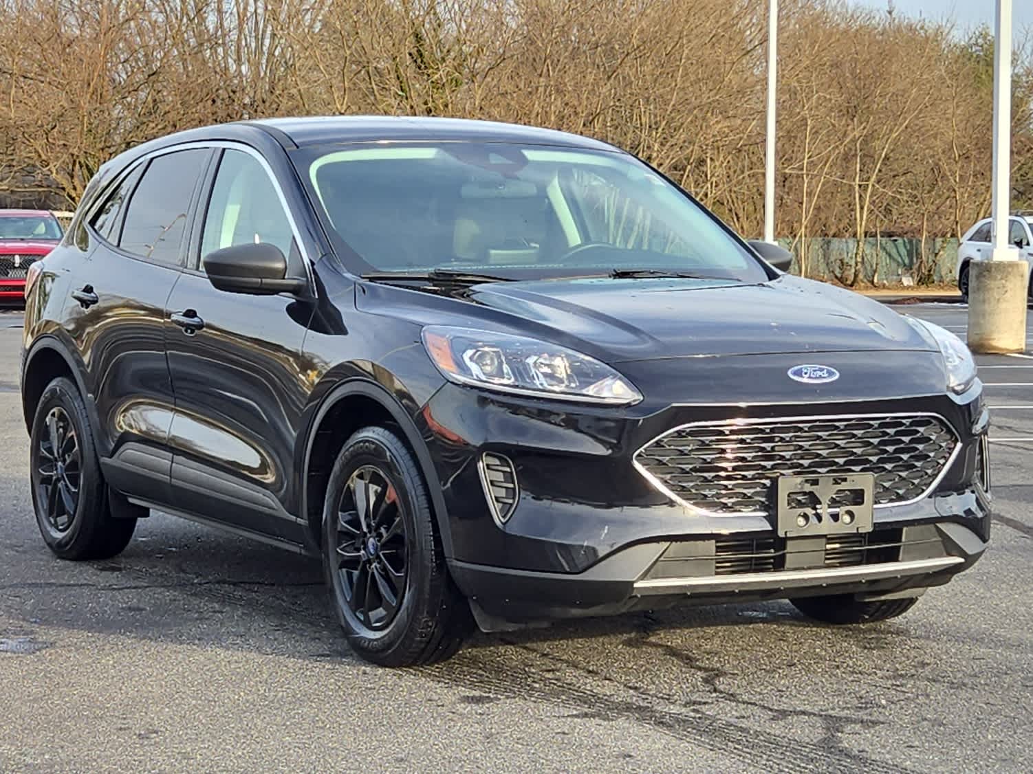 Used 2022 Ford Escape SE with VIN 1FMCU9G60NUA12113 for sale in Easton, MD