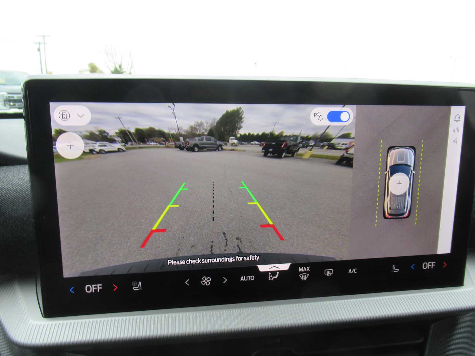 2026 Ford Explorer ST-Line - Photo 27