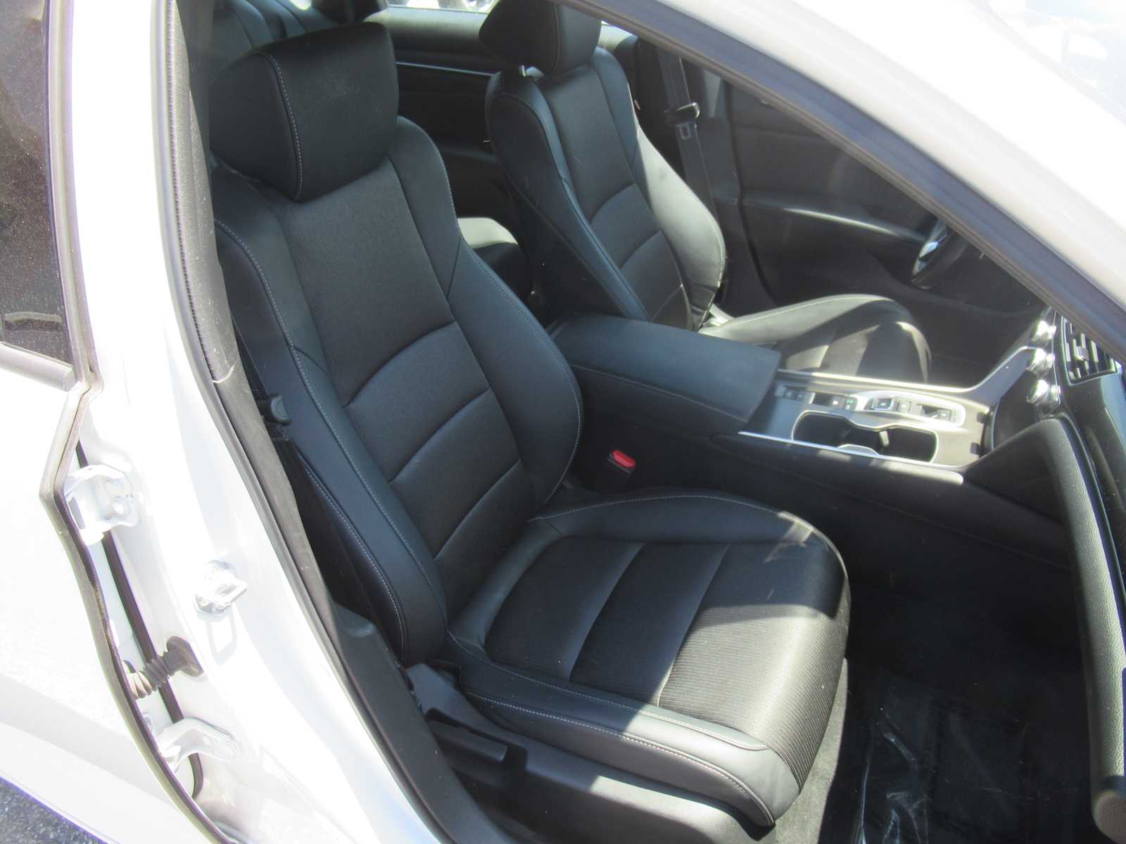 2022 Honda Accord Hybrid Sport - Photo 23