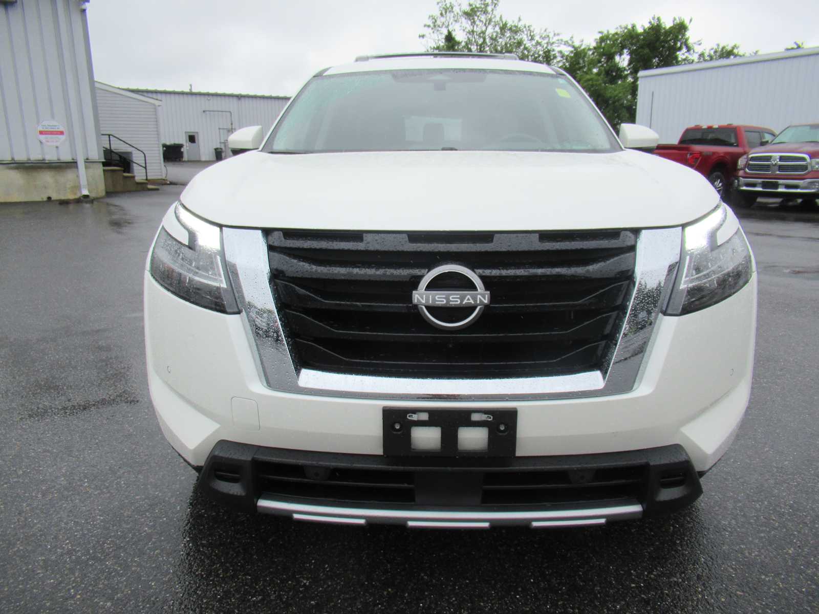 Certified 2024 Nissan Pathfinder Platinum with VIN 5N1DR3DJ3RC233177 for sale in Easton, MD