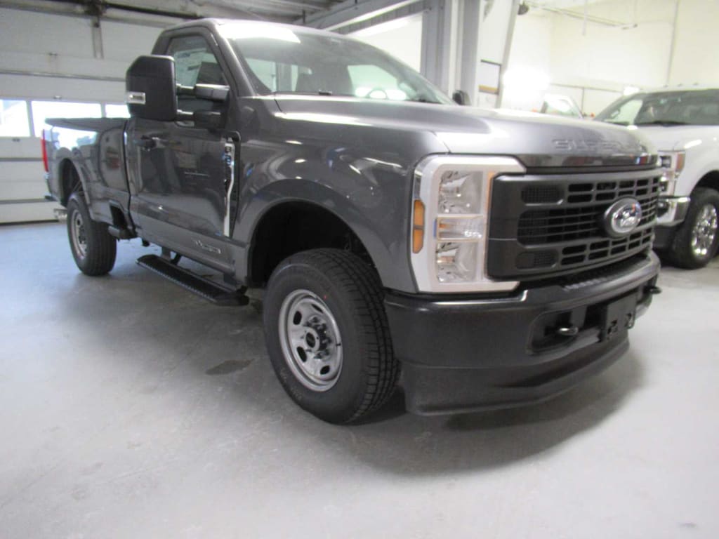 New 2025 Ford Super Duty F-250 SRW XL 4WD Reg Cab 8 Box Truck Regular Cab