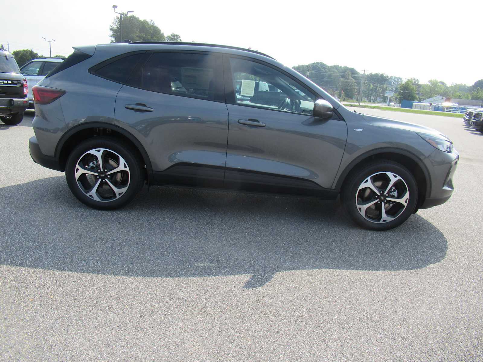 2025 Ford Escape ST-Line Select photo 4