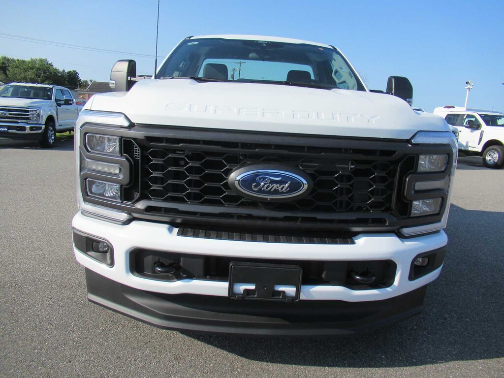 New 2025 Ford Super Duty F-350 SRW XL 4WD Reg Cab 8 Box Truck Regular Cab
