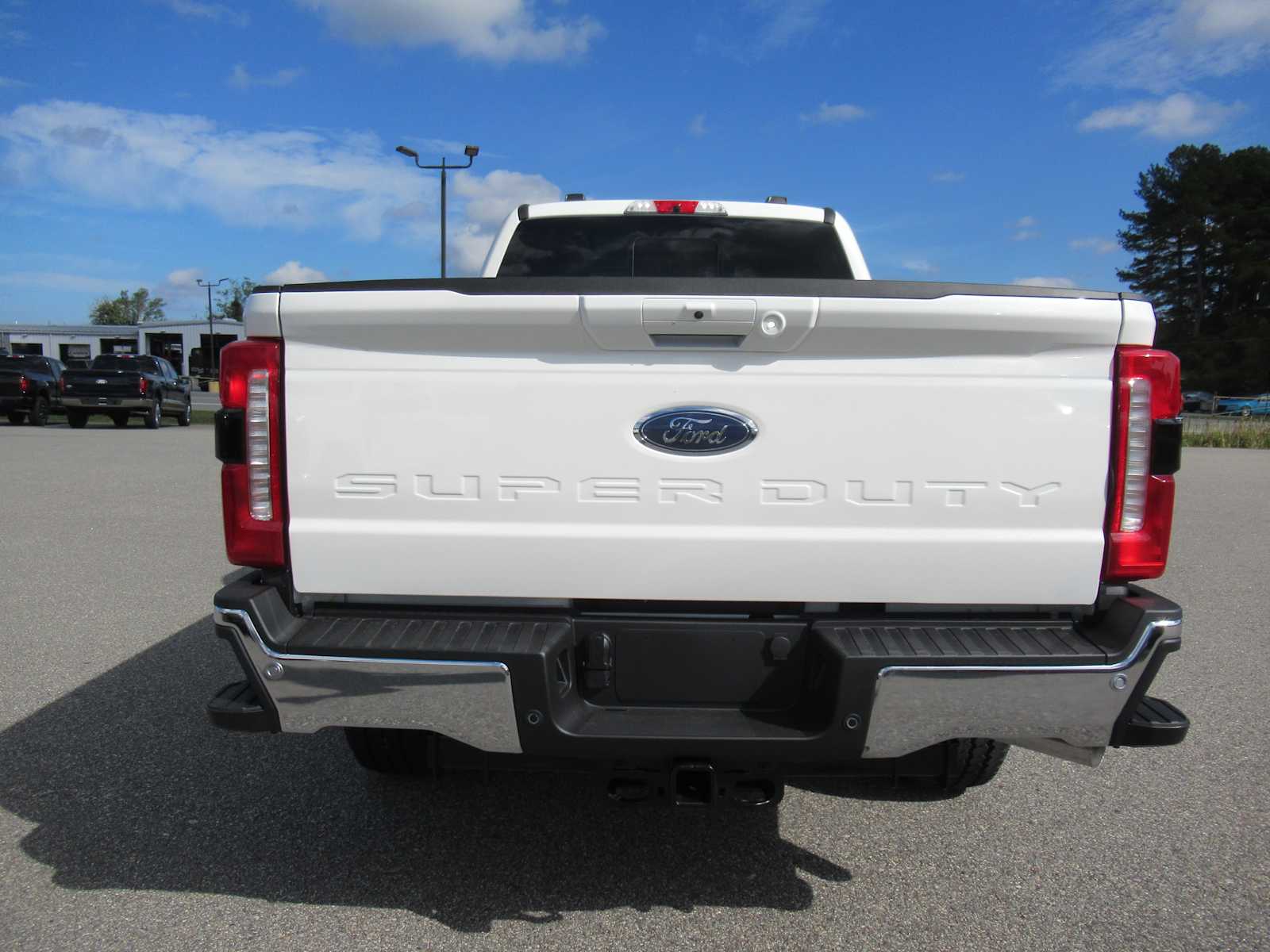 2026 Ford F-350 Super Duty Lariat - Photo 6