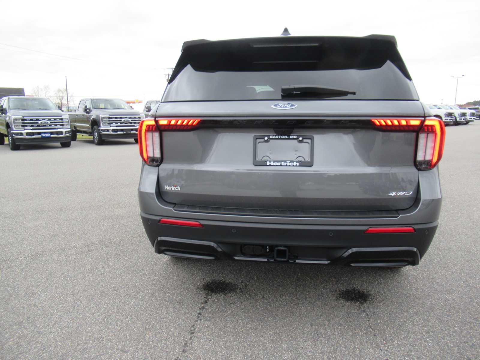 2026 Ford Explorer ST-Line - Photo 6