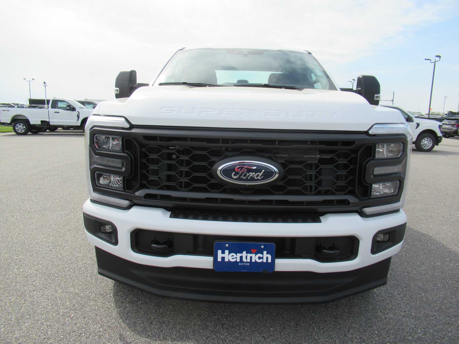 2025 Ford F-350 XL photo 2