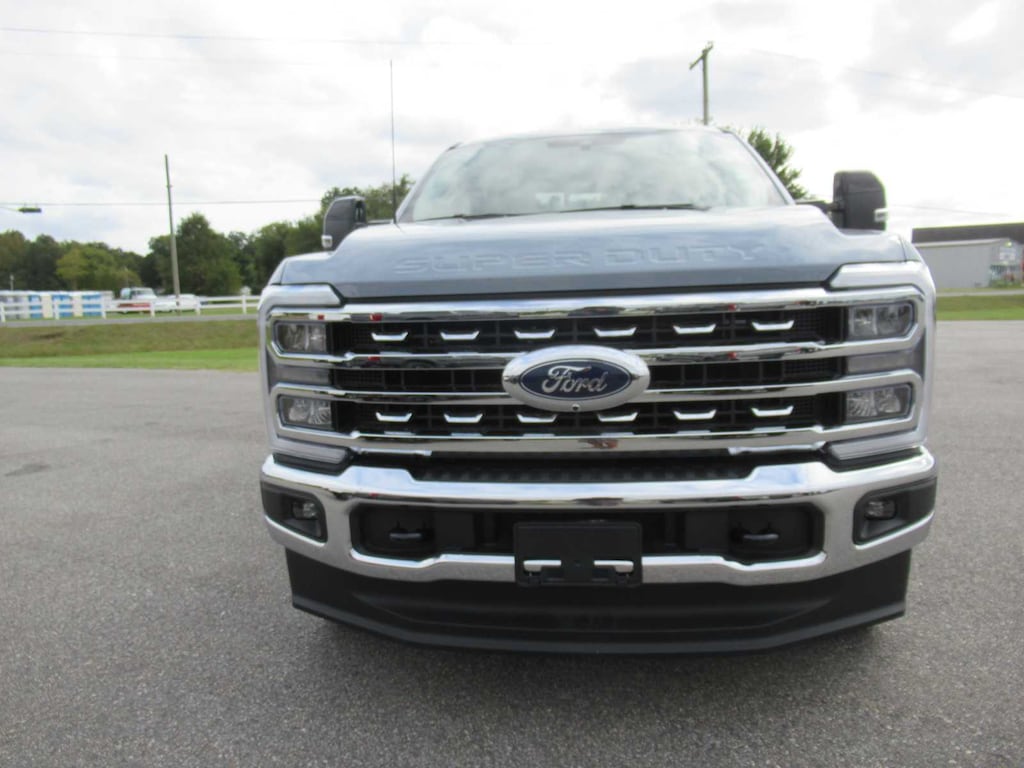 New 2026 Ford Super Duty F-350 SRW  Truck Crew Cab