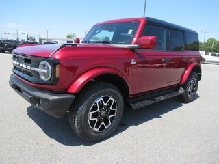 2026 Ford Bronco Outer Banks SUV