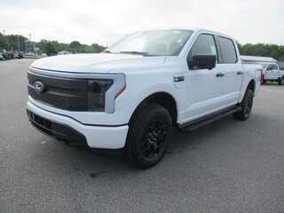 2025 Ford F-150 Lightning XLT 4WD Supercrew 5.5 Box Truck SuperCrew Cab