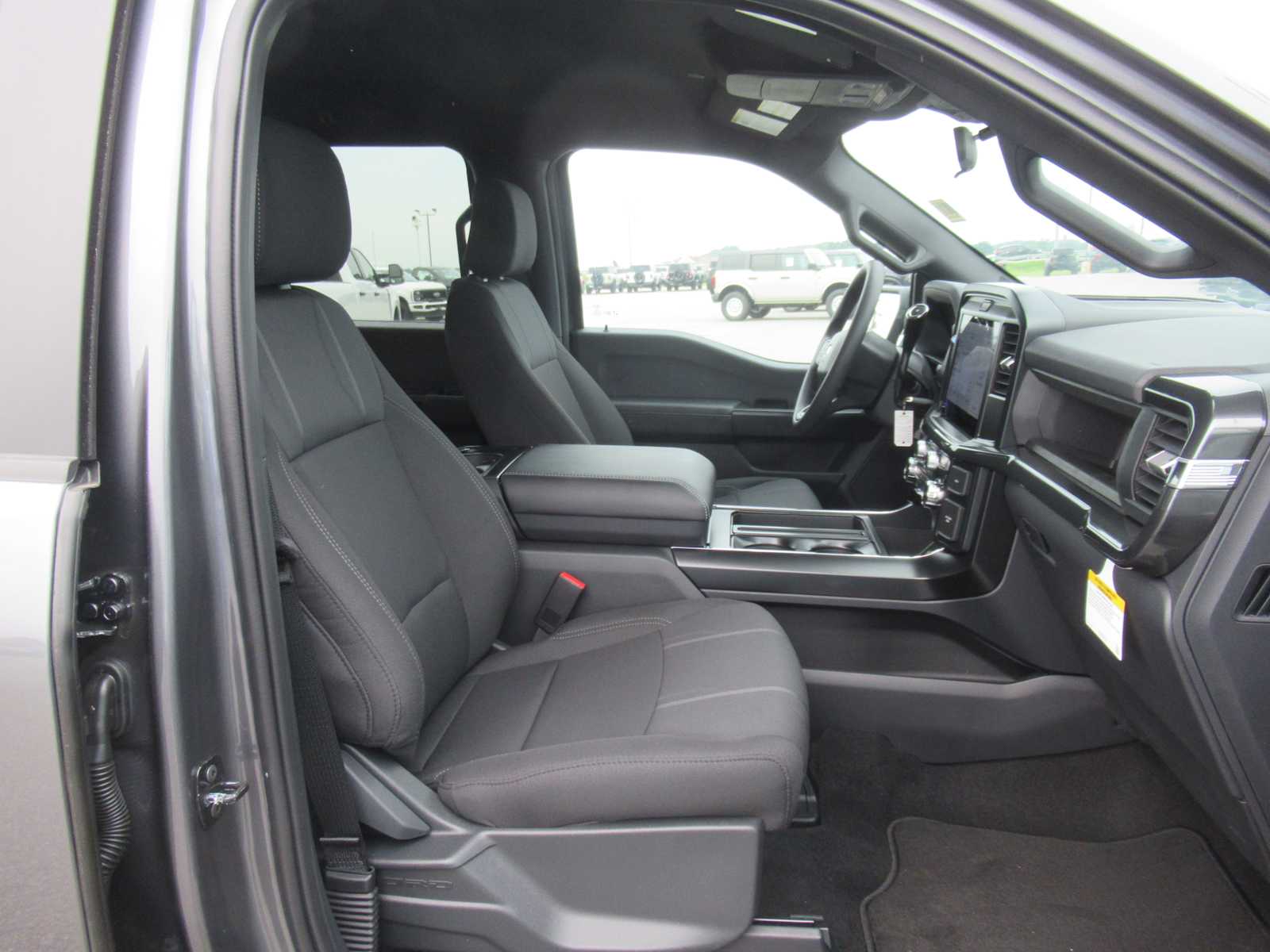 Photo 11