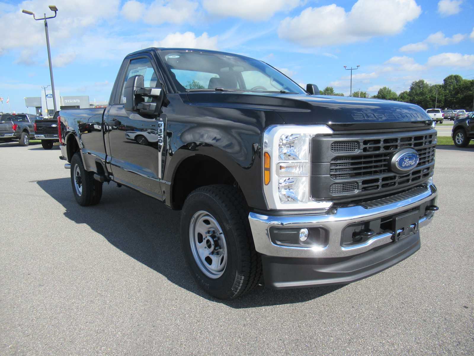 2026 Ford F-350 XL photo 3