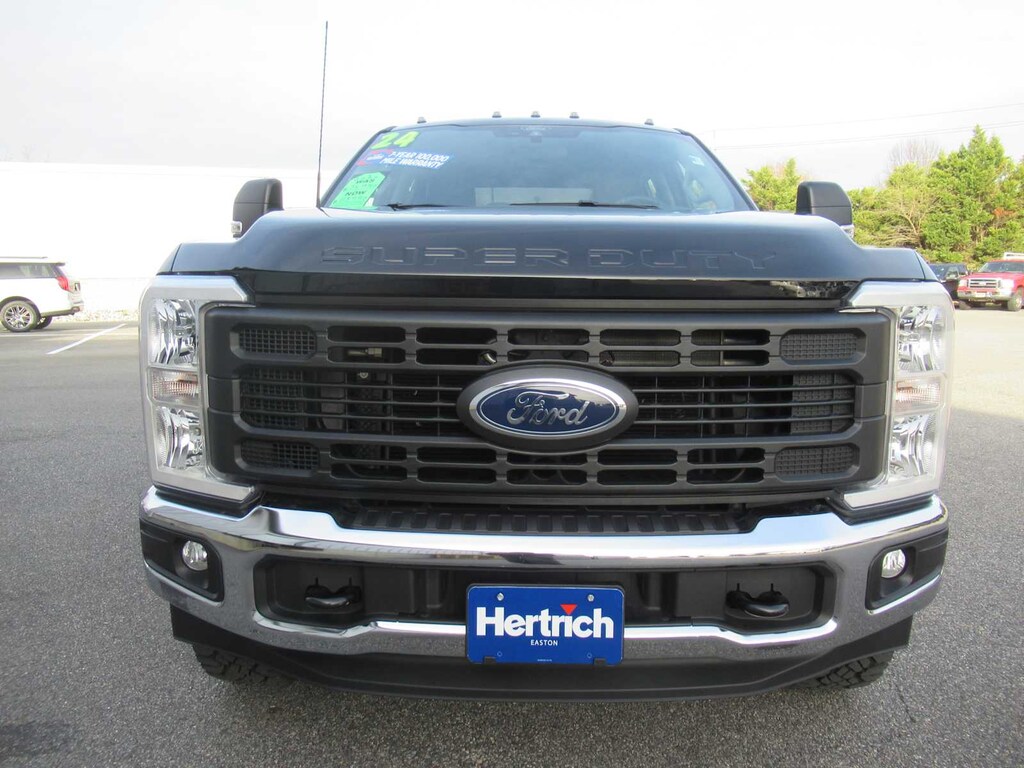 Certified 2024 Ford Super Duty F-250 SRW XL 4WD Crew Cab 6.75 Box Truck Crew Cab